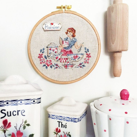 broderie au point de croix - la grande histoire de Digoin N°1 - les brodeuses parisiennes - Atelier Bonheur du jour