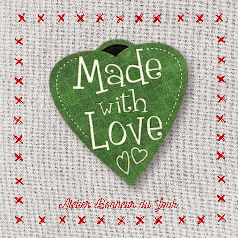 Médaille coeur en bois "Made with love" Coeur à suspendre Atelier bonheur du jour