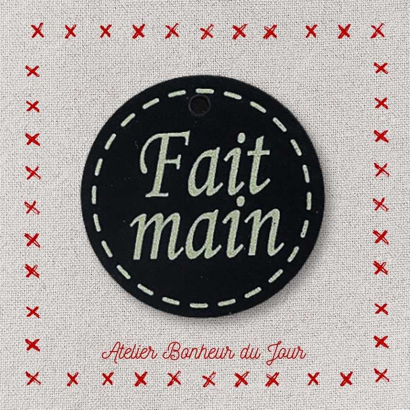 Decorative button - wooden medal “Handmade” Atelier bonheur du jour