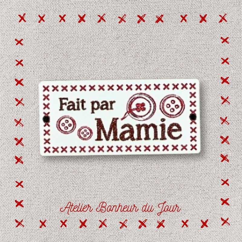 Decorative button - wooden small plaque “Made by grandma” Atelier bonheur du jour