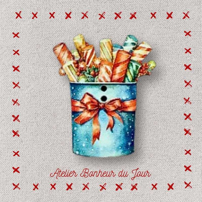Decorative wooden button "gift wrap" Atelier Bonheur du jour