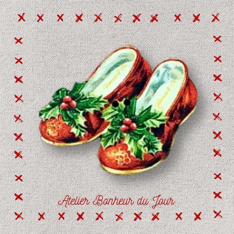 Decorative wooden button "Little shoes" Atelier Bonheur du jour