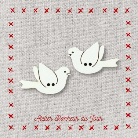 Decorative wooden button "Couple birds in flight" Atelier bonheur du jour