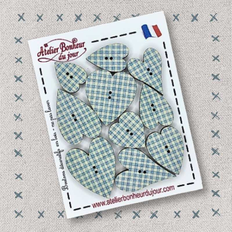 Decorative wooden buttons "Blue gingham hearts" Atelier Bonheur du jour