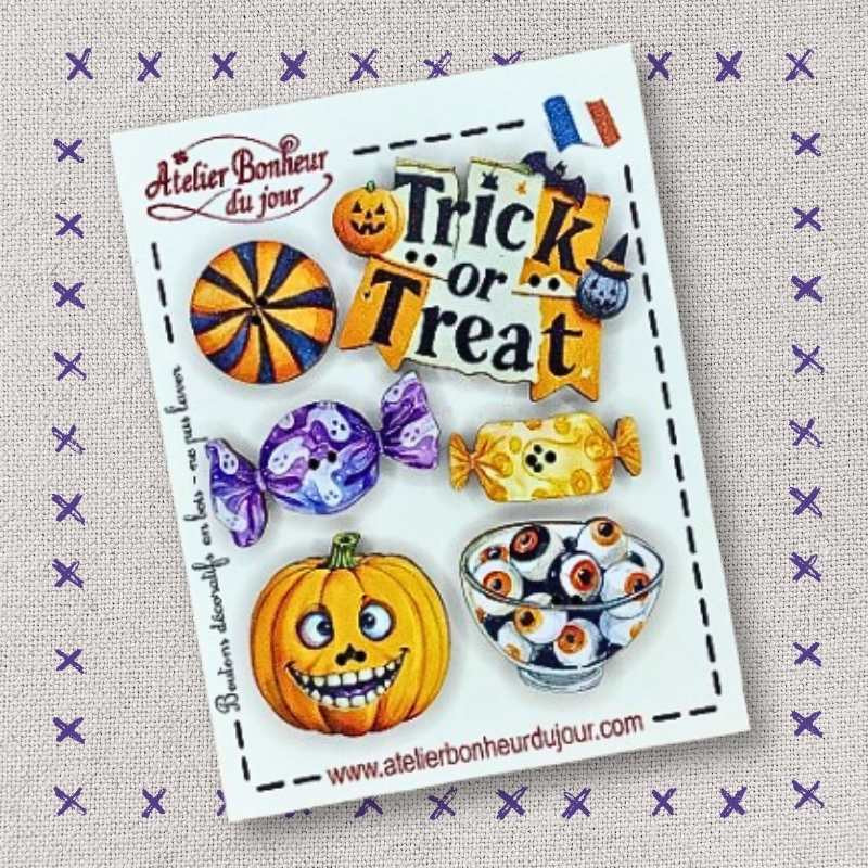 Decorative wooden buttons "Trick or treat" Atelier Bonheur du jour