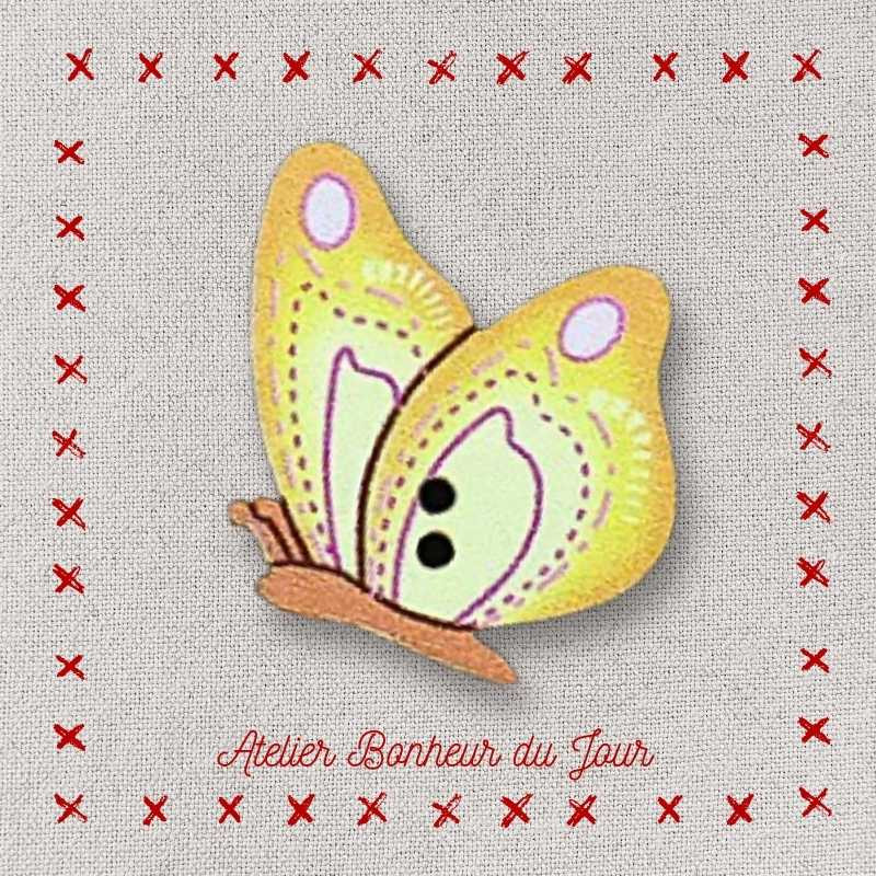 Decorative wooden button "Butterfly laid" Atelier bonheur du jour