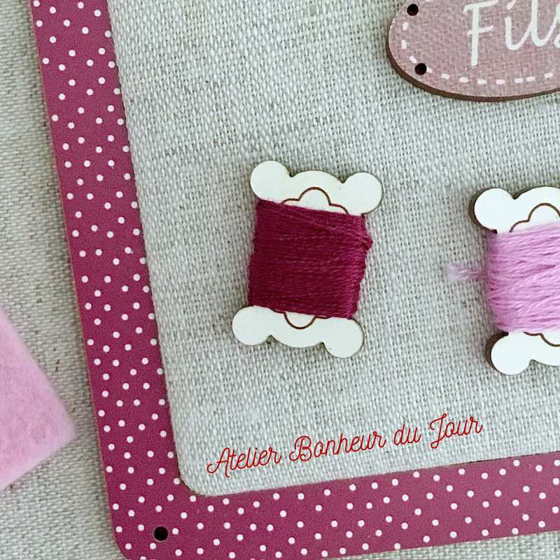 Decorative wooden button "Cardboard" Atelier bonheur du jour